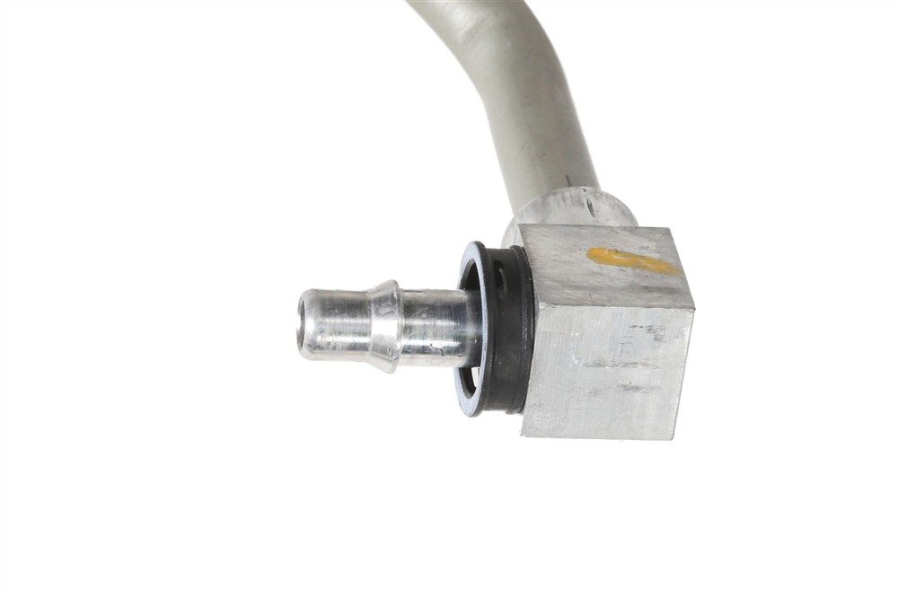 GM Genuine Parts Transmission Oil Cooler Line 84211799 — image 3